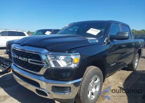 2024 Ram 1500 Big Horn 4X4 5'7 Box z USA, uszkodzony, nr VIN 1C6RRFFG6RN233232